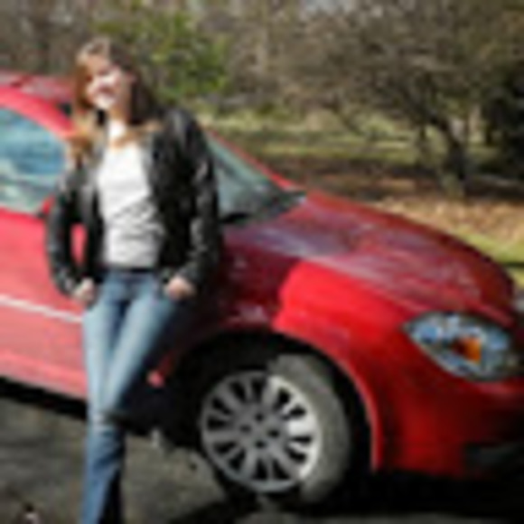 Meet your Posher, Madelyn - Picture 1 of 1